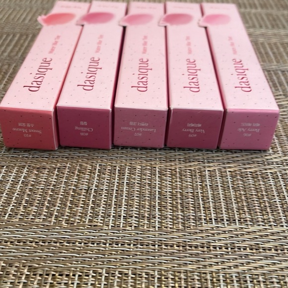 Dasique - Picture 4 of 4